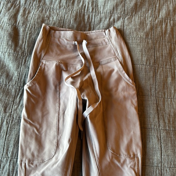 Glyder leggings NWOT - Picture 2 of 5